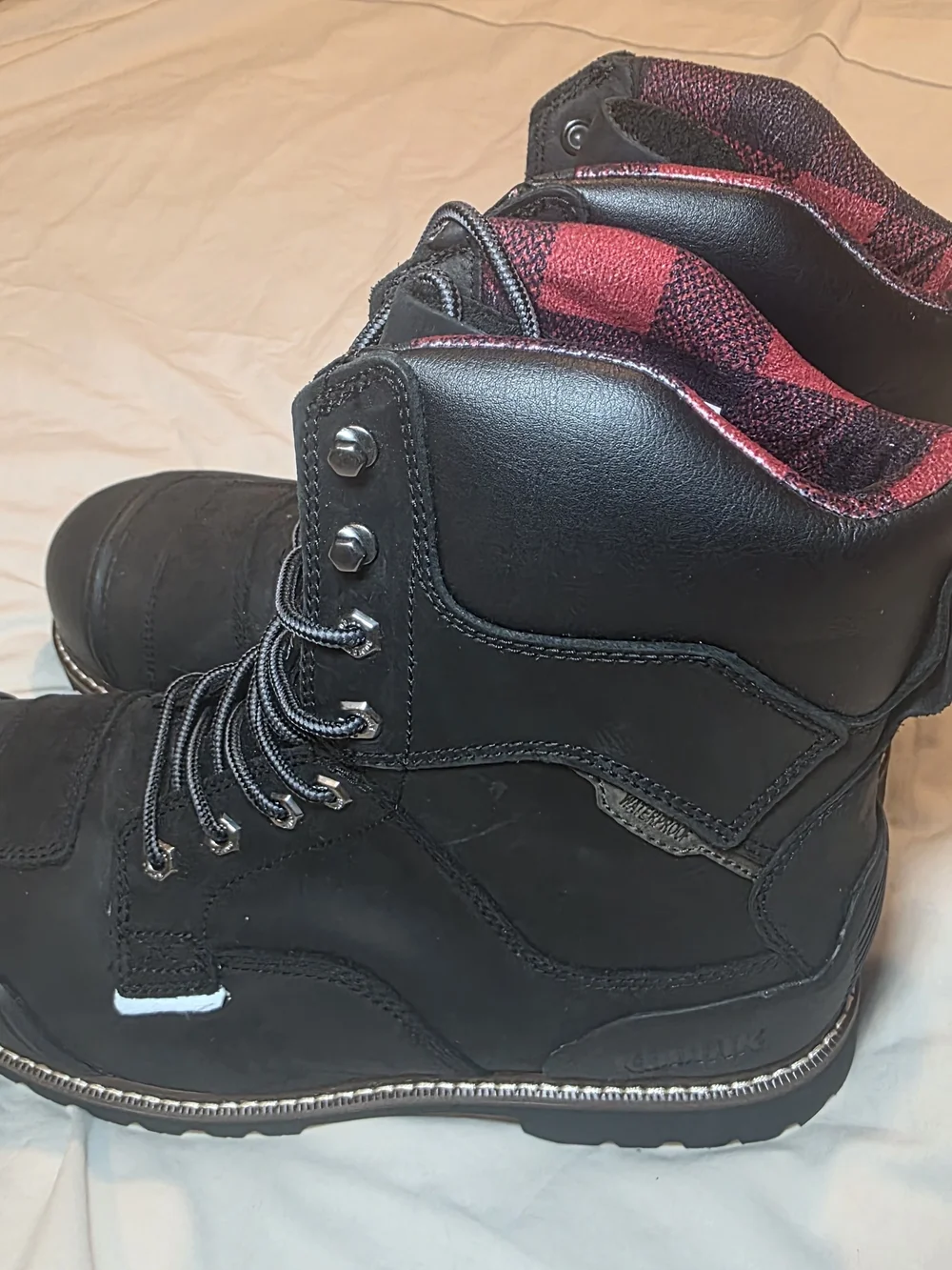 Men's Black Work Boots - Insulated Lace-Up Safety Boot